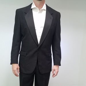 First Nighter Tuxedo - Formal Wear